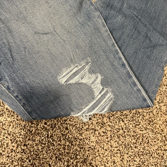 Isabel Maternity distressed cropped straight leg jean - Picture 5 of 6